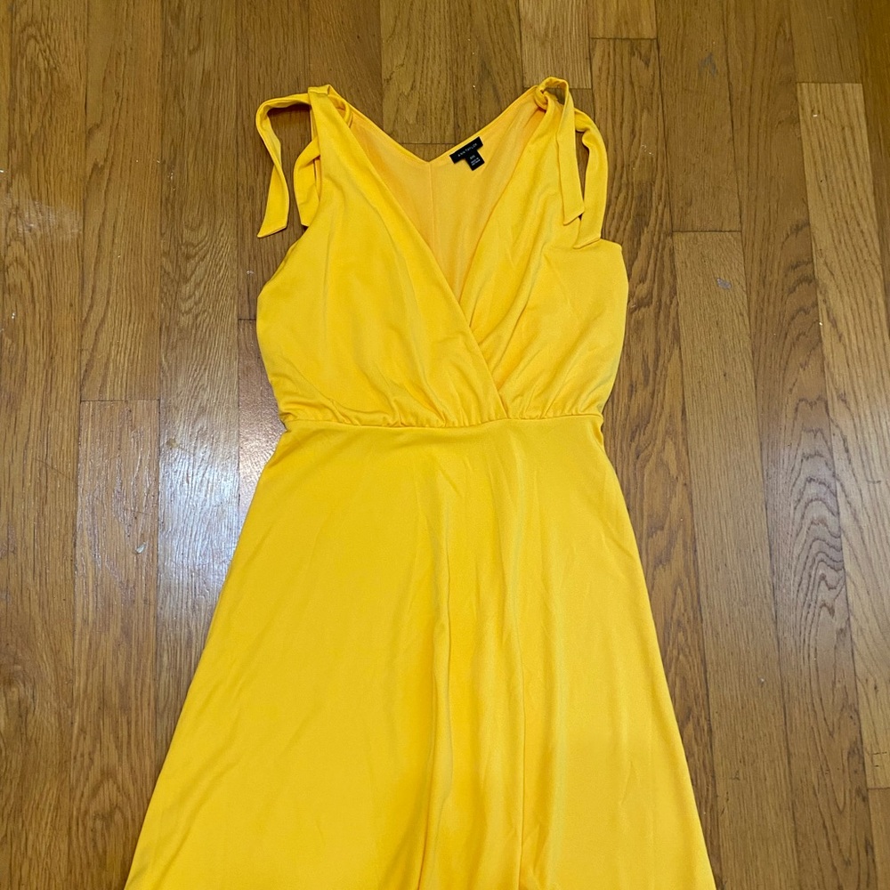 Ann Taylor Casual Tie Sleeves